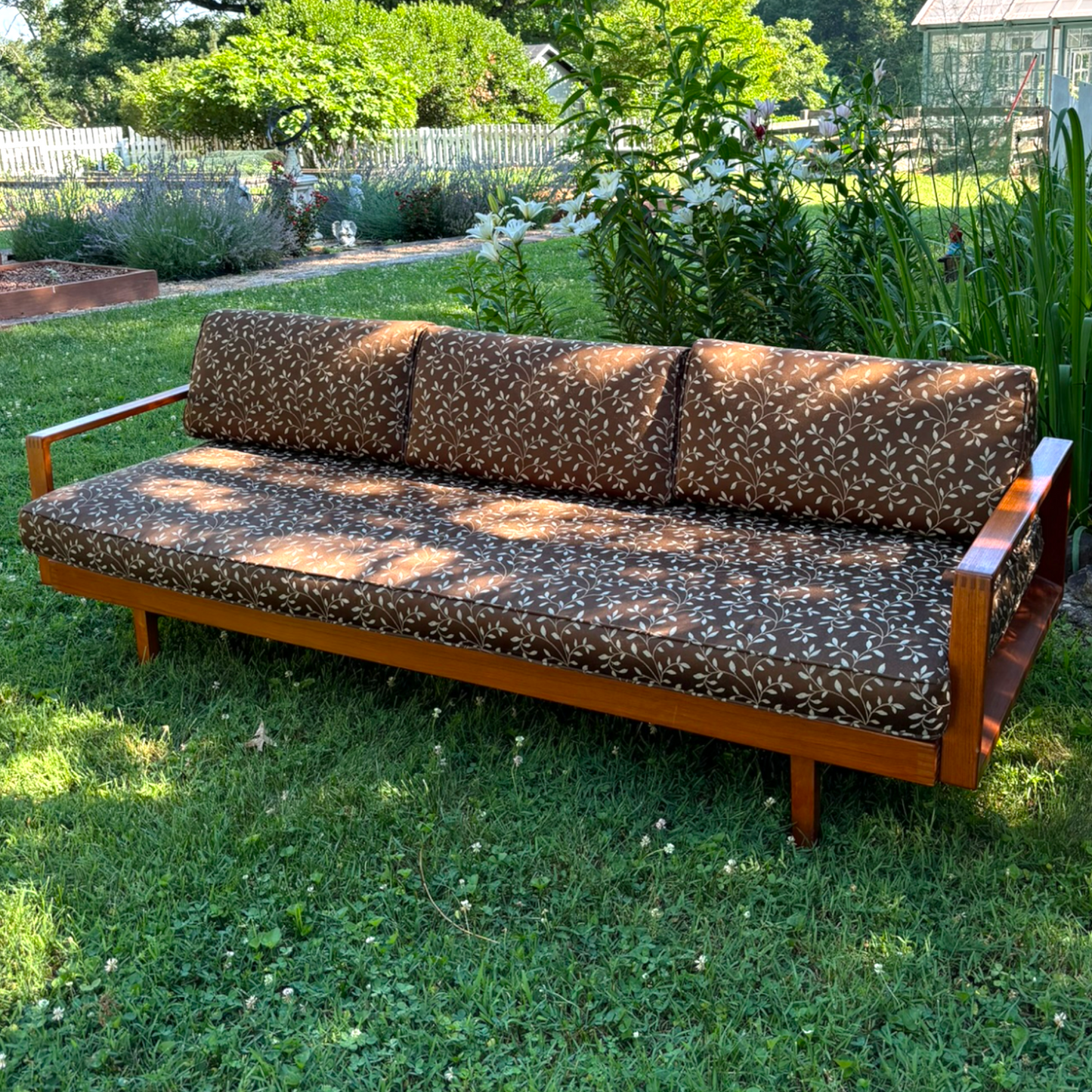 Vintage Antimott Daybed/Sofa by Knoll