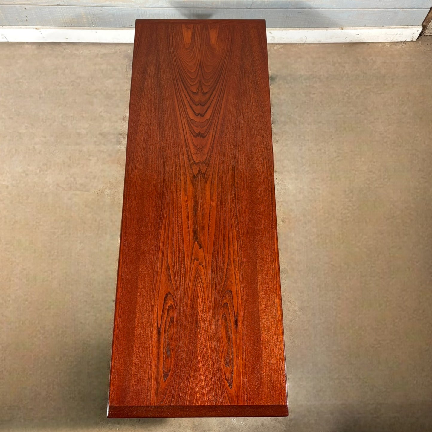 Mid-Century Modern Coffee Table