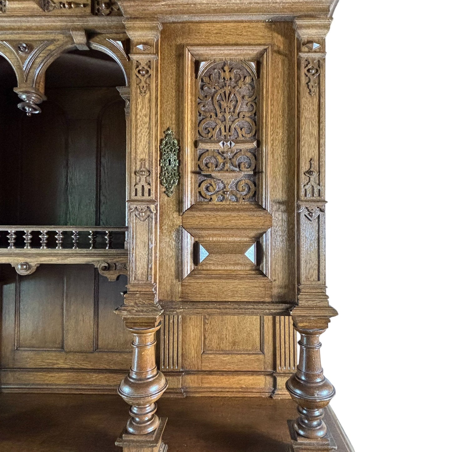 19th Century Wilhelminian Oak Buffet