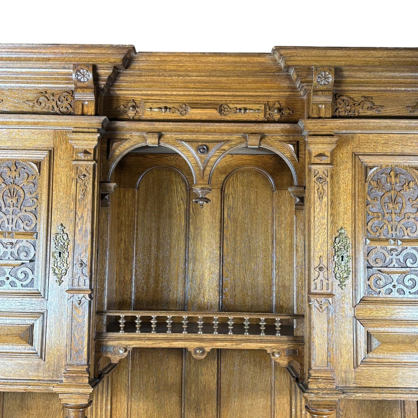 19th Century Wilhelminian Oak Buffet